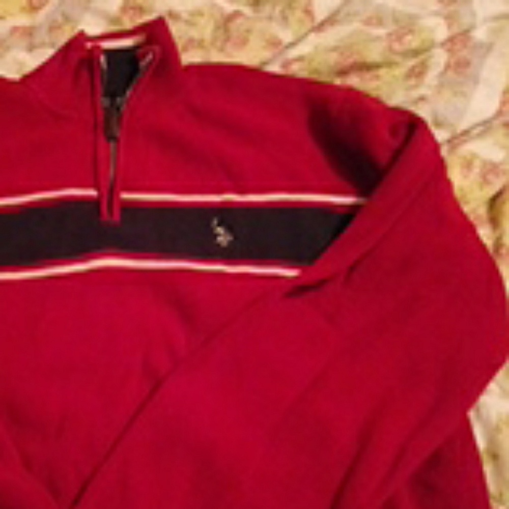 Red Polo shrit